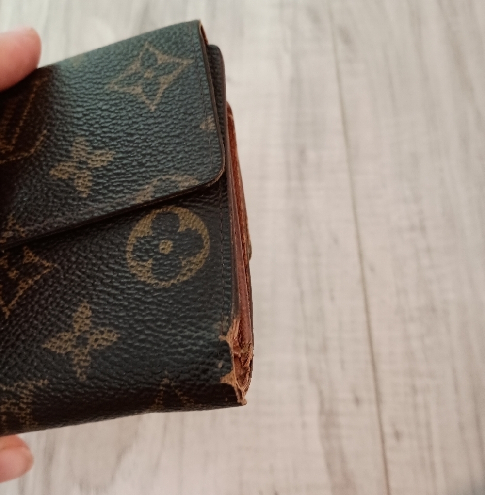 Authentic LOUIS VUITTON Monogram Portefeuille Elise Wallet - Picture 3 of 15